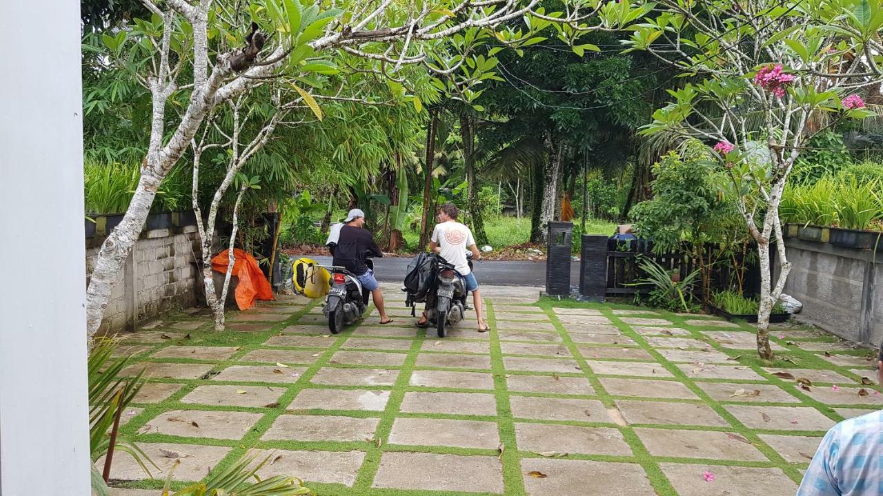 מלון Hilibotodane Oseda Nias Surf House מראה חיצוני תמונה