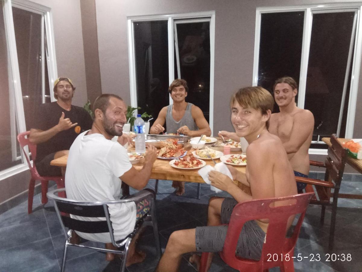 מלון Hilibotodane Oseda Nias Surf House מראה חיצוני תמונה