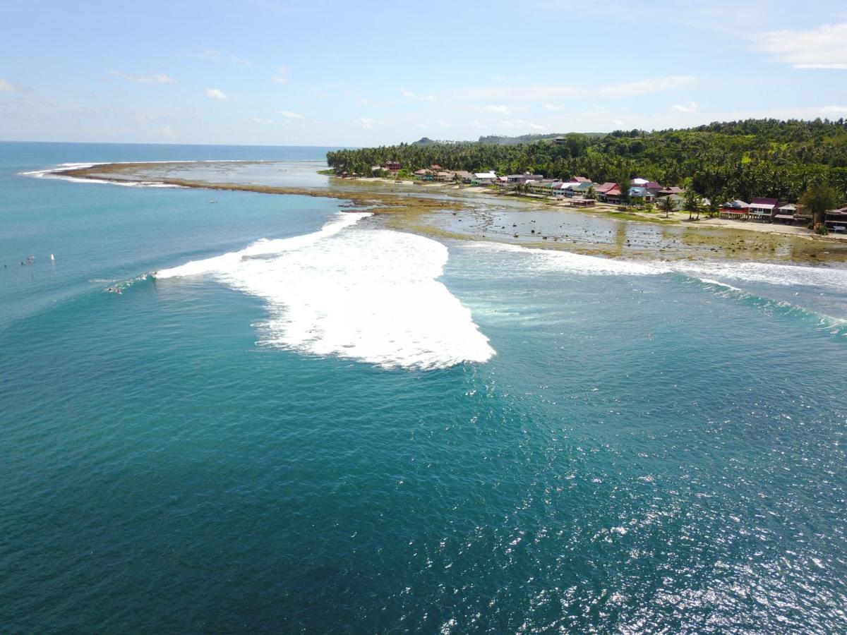 מלון Hilibotodane Oseda Nias Surf House מראה חיצוני תמונה