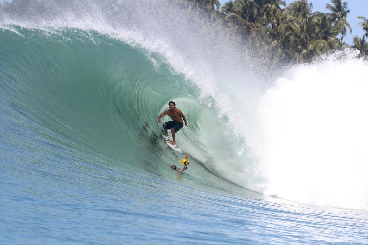 מלון Hilibotodane Oseda Nias Surf House מראה חיצוני תמונה