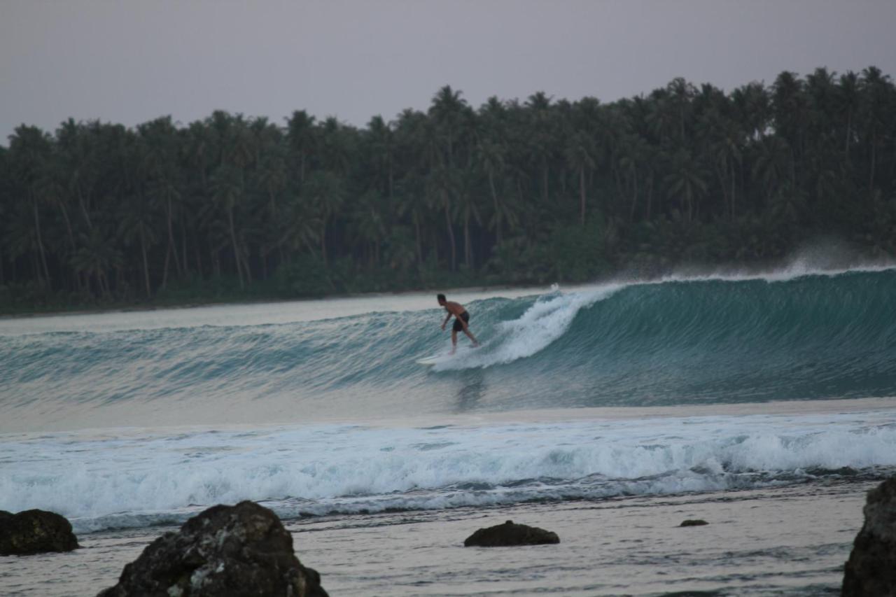 מלון Hilibotodane Oseda Nias Surf House מראה חיצוני תמונה